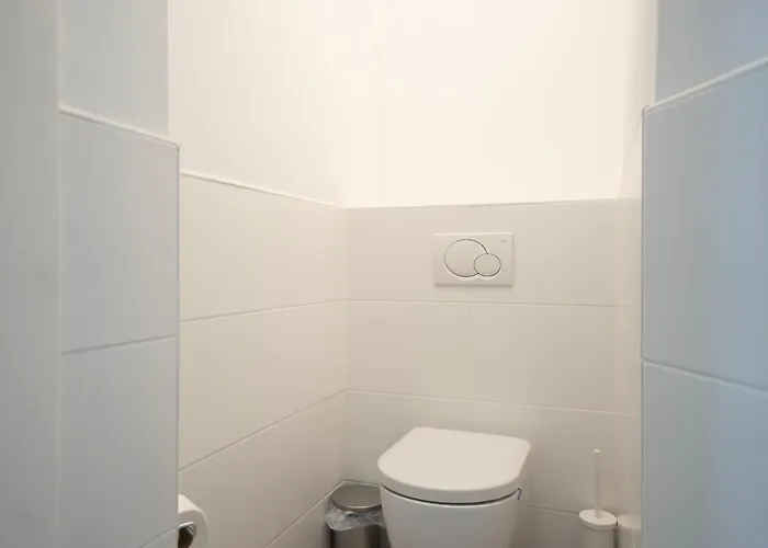 Apartment Charming 2-room With Balcony, 15 Min To Center *