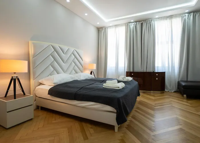 Charming 2-room With Balcony, 15 Min To Center * Vienna
